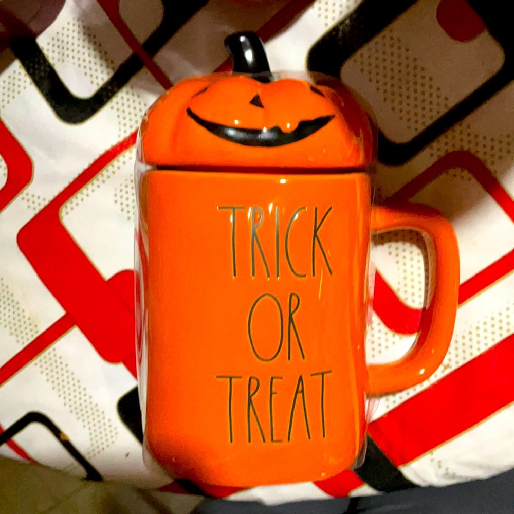 TRICK OR TREAT Mug